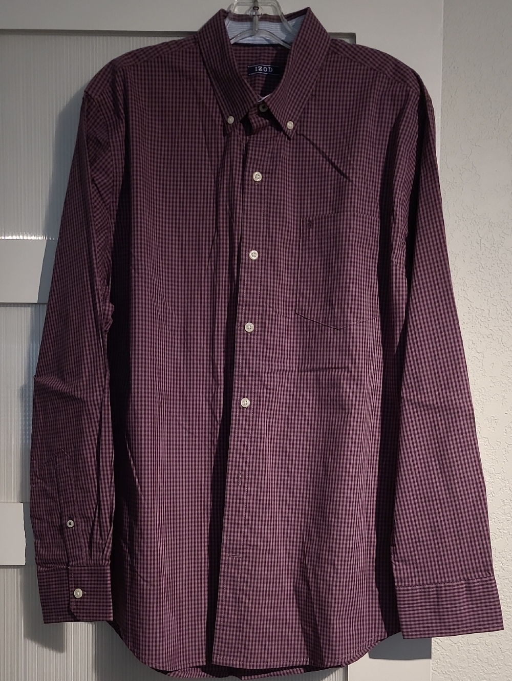 Izod Men's Purple Plaid Button-Down Dress Shirt